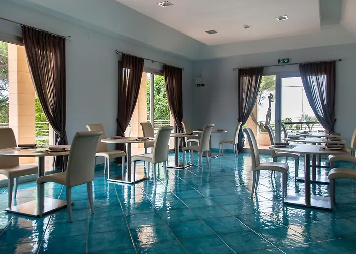 מלון Residenza Del Mare סנט'איזידורו